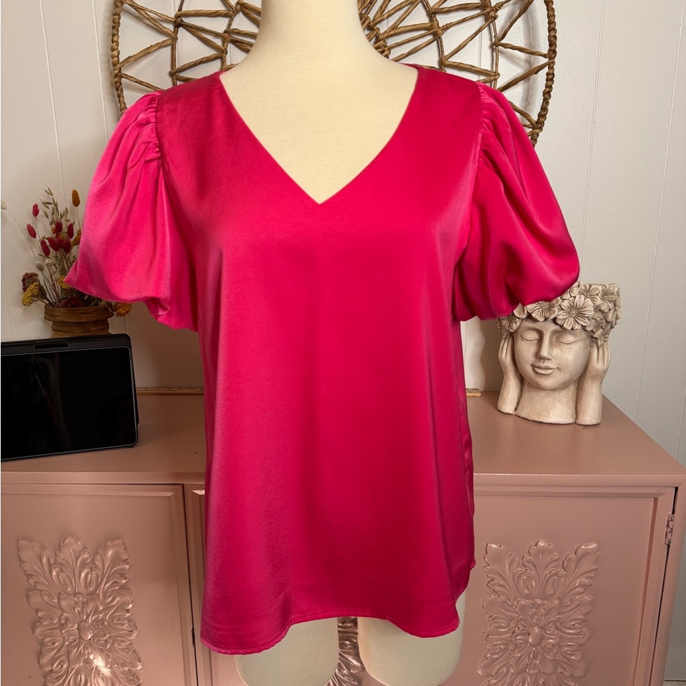 Eesome Fuchsia V-Neck‎ Blouse with Puff Sleeves